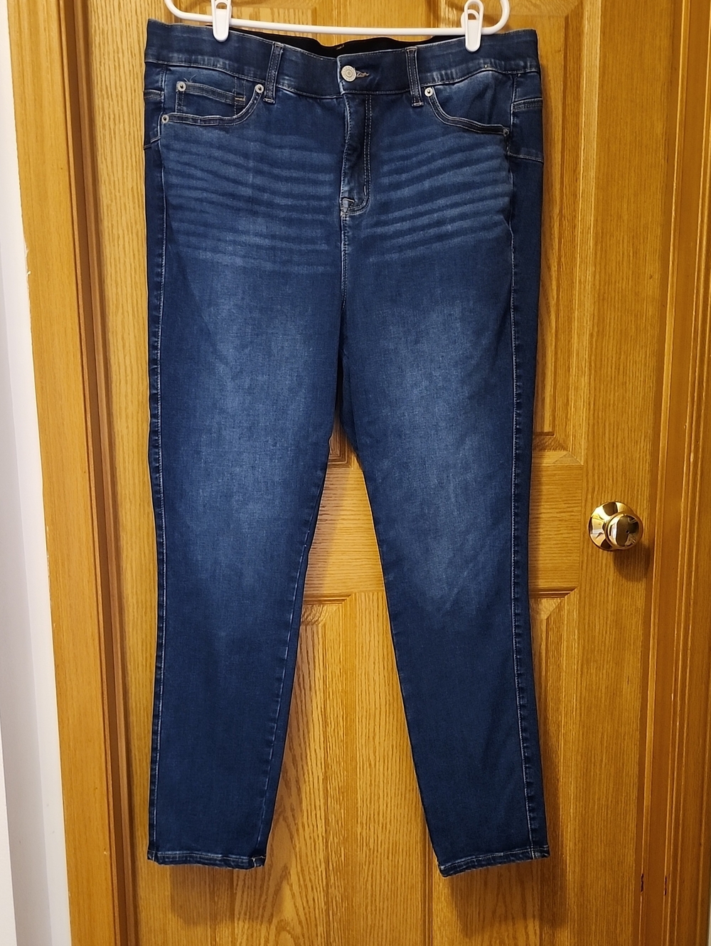 Torrid Bombshell Skinny Jeans 18T